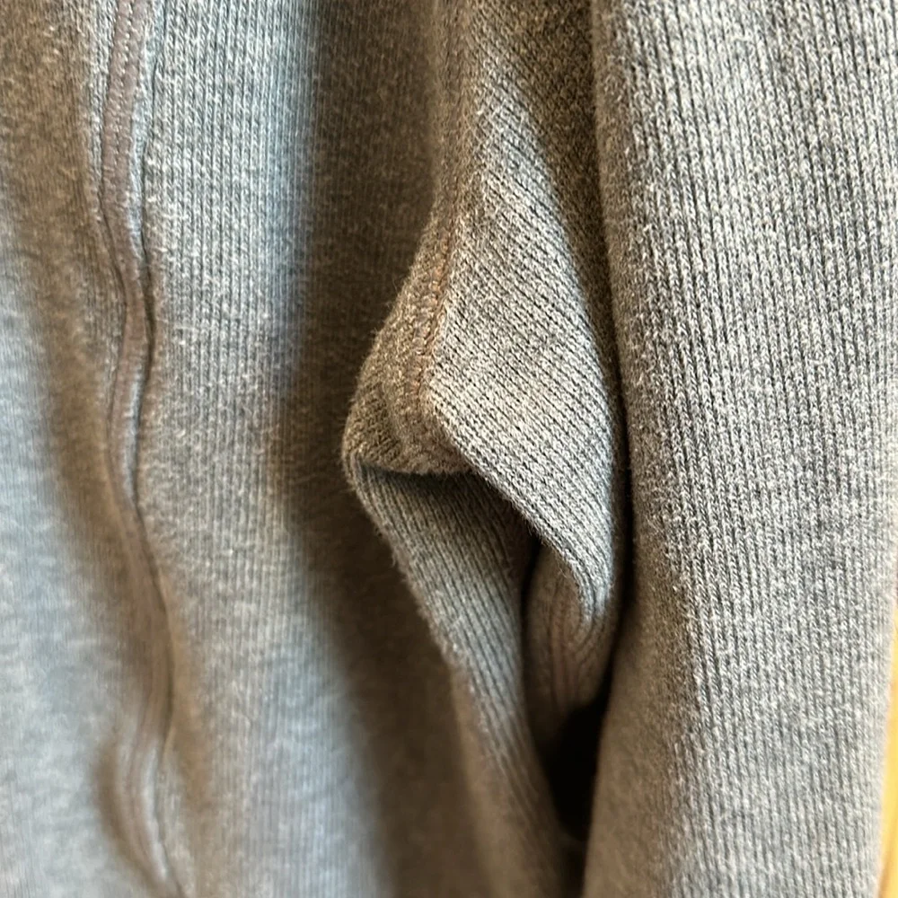 Tommy Bahama half Zip Pullover - Picture 4 of 6